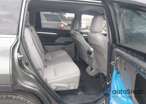 2015 Toyota Highlander Le Plus V6 from USA, damaged, VIN 5TDBKRFH4FS094751